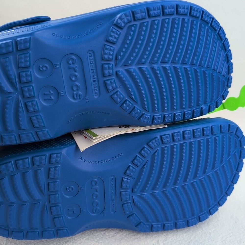 NWT DISNEY PETER PAN CROCS‎ SIZE 9 M / 11 W CLOGS. A48 - Picture 5 of 5